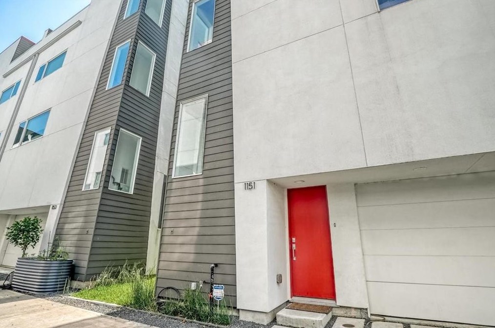 1151 18th St, Houston TX  77008-3340 exterior