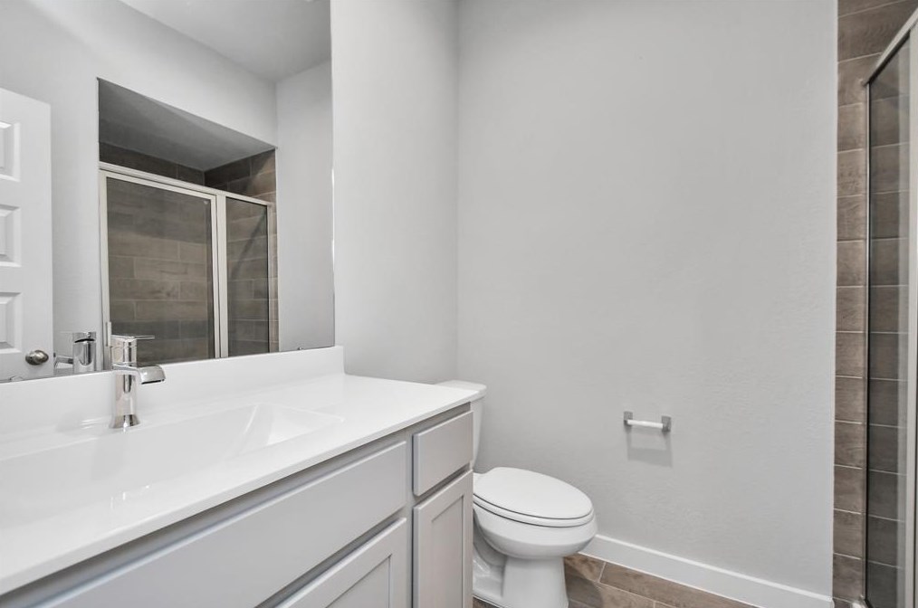 15527 Fall Fern Cir, Houston TX  77044-6199 exterior