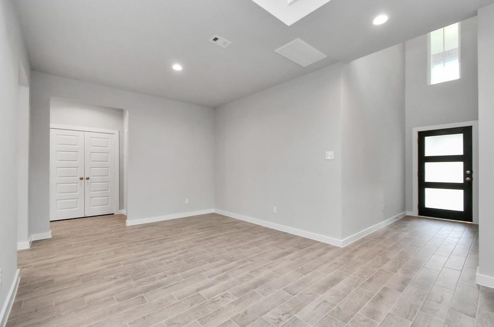 15527 Fall Fern Cir, Houston TX  77044-6199 exterior