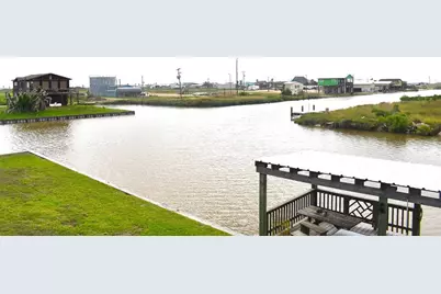 11 Chimaera Road, Sargent, TX 77414 - Photo 7