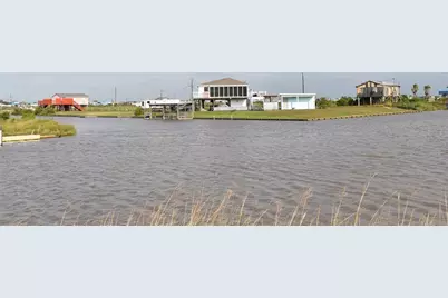 11 Chimaera Road, Sargent, TX 77414 - Photo 5