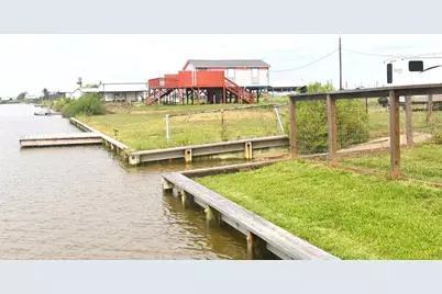 11 Chimaera Road, Sargent, TX 77414 - Photo 9