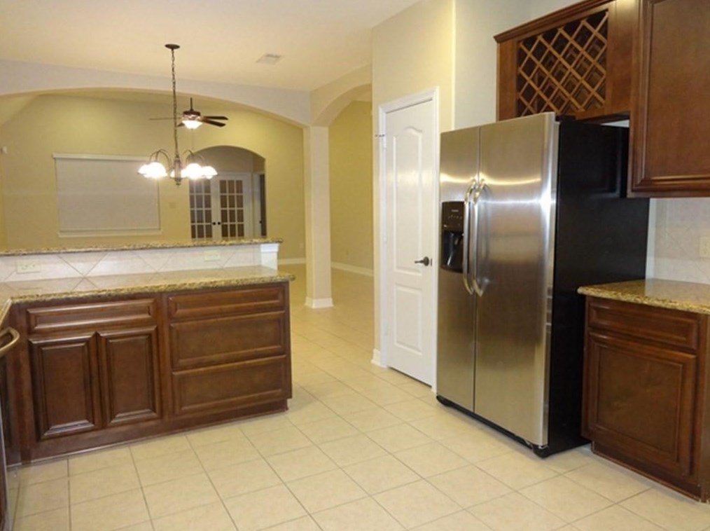 10224 Forest Glade Ct, Conroe TX  77385-5132 exterior