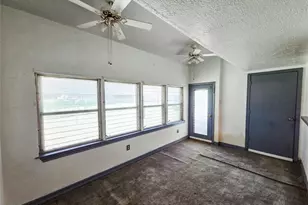 106 Jordan Ave, Cleveland, TX 77327 - Photo 15