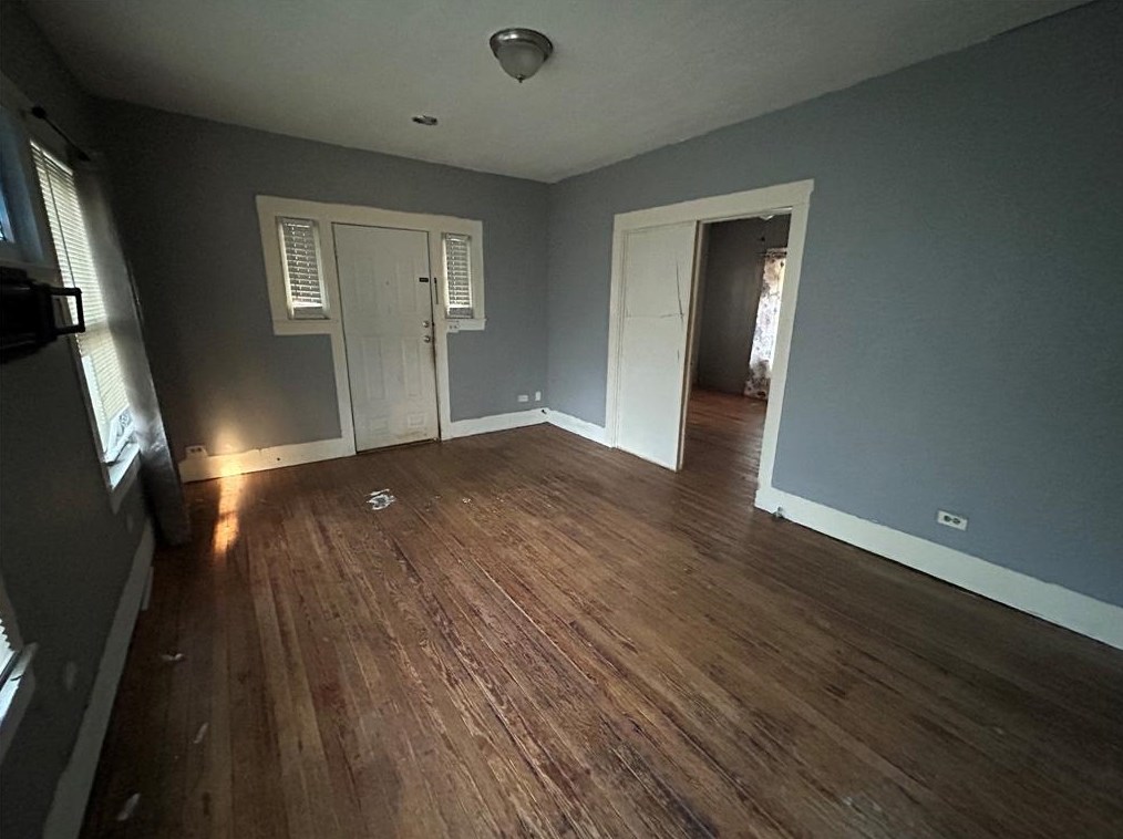 705 Walton, Houston TX  77009-6145 exterior