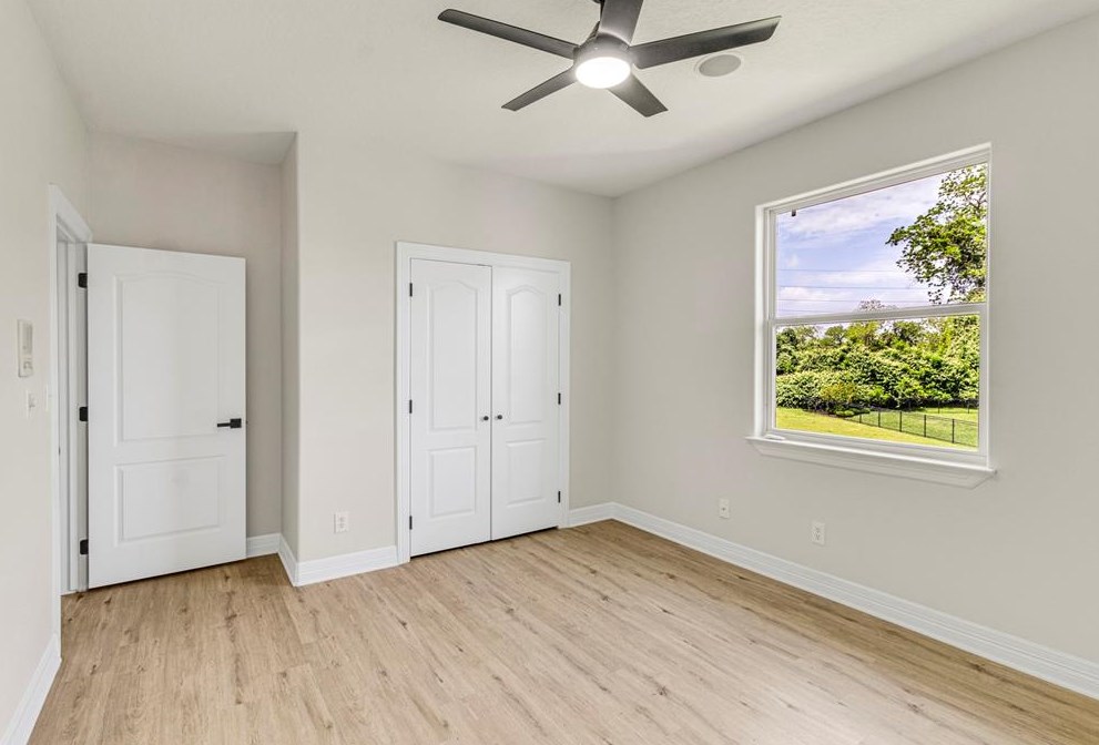 32731 Westminster Dr, Fulshear TX 77441-4098 exterior