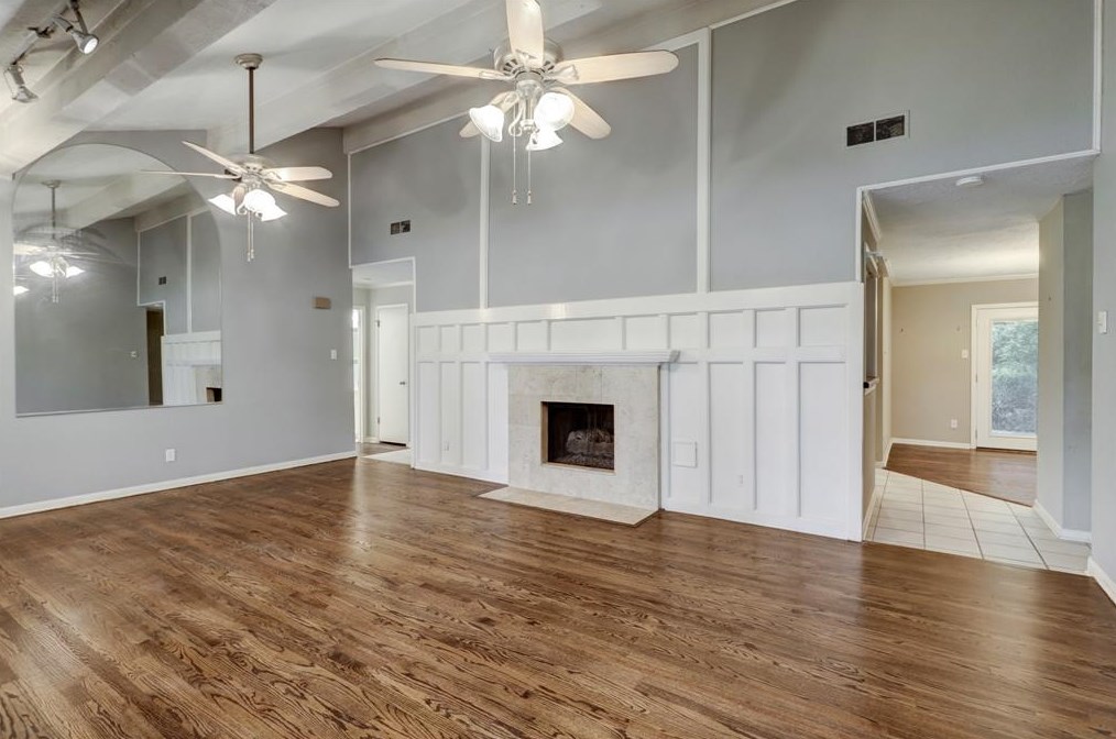 1406 Diana Ct, Houston TX  77062-2811 exterior