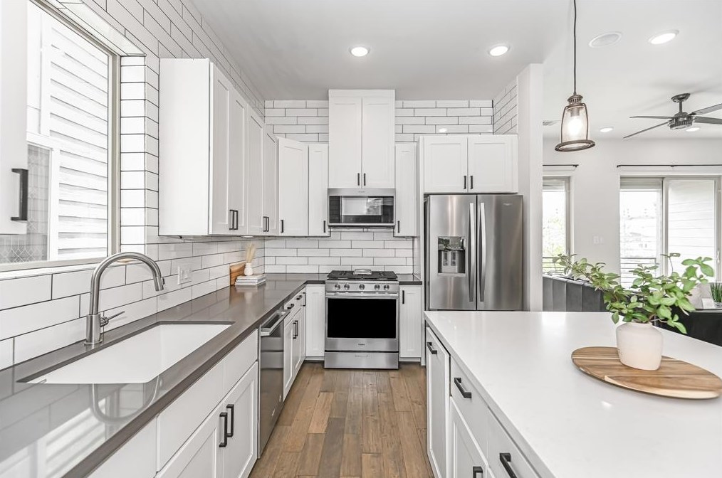 616 York, Houston TX 77003-2531 exterior