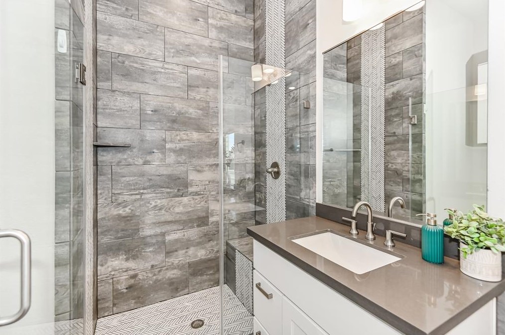 616 York, Houston TX 77003-2531 exterior