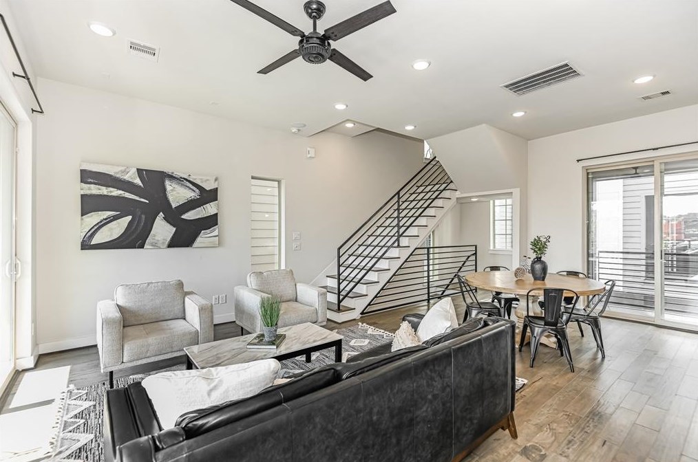 616 York, Houston TX 77003-2531 exterior