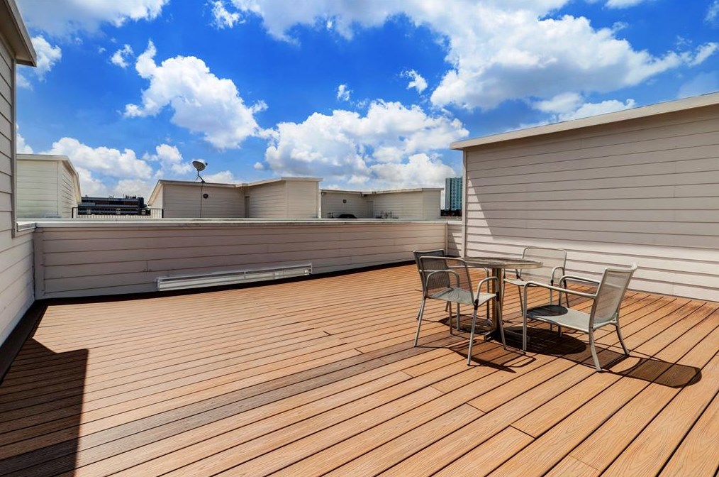 1820 Prospect St, Houston TX  77004-7220 exterior