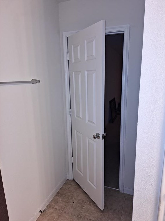 2519 Skyview Pt, Houston TX  77047-8123 exterior