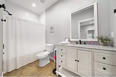 1381 Featherstone Avenue, Gilchrist, TX 77617 - Photo 13