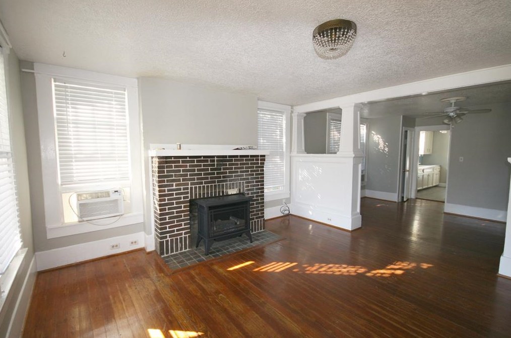 415 Euclid St, Houston TX  77009-7222 exterior