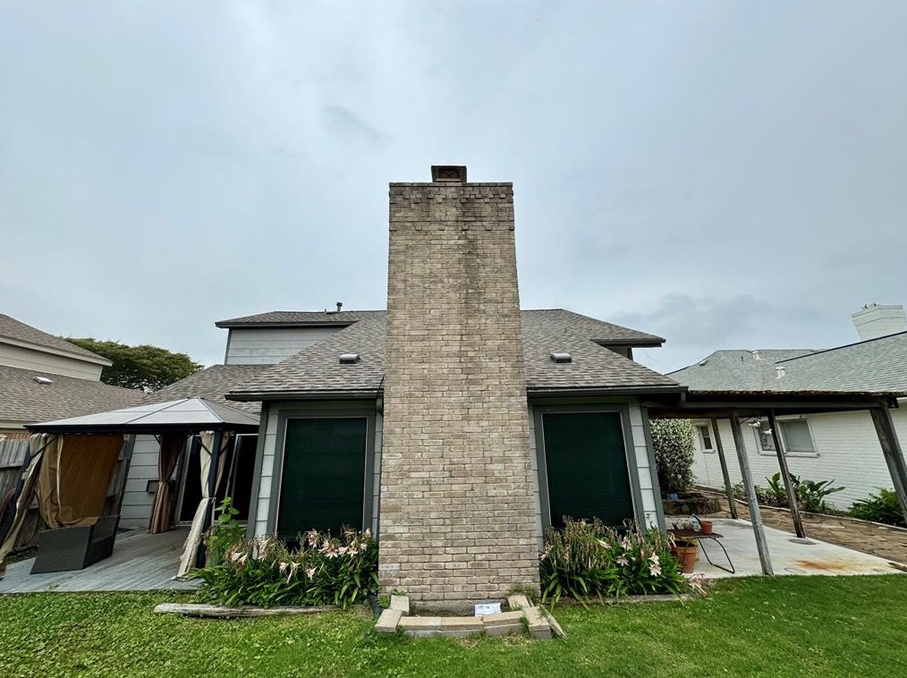 7507 Beluche Dr, Galveston TX 77551-1519 exterior