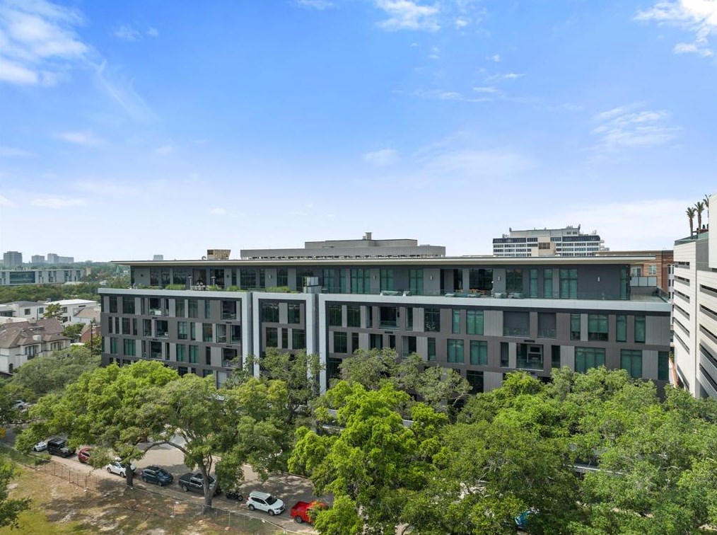 2710 Steel St, Houston TX  77098-1225 exterior