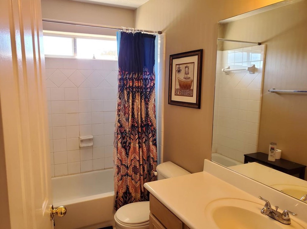 5331 Devon Grn Dr, Katy TX  77449-6087 exterior