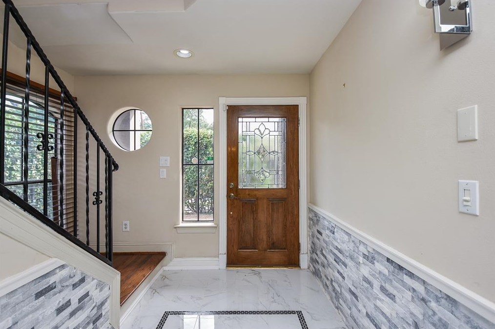 1502 Rosalie St, Houston TX  77004-2848 exterior