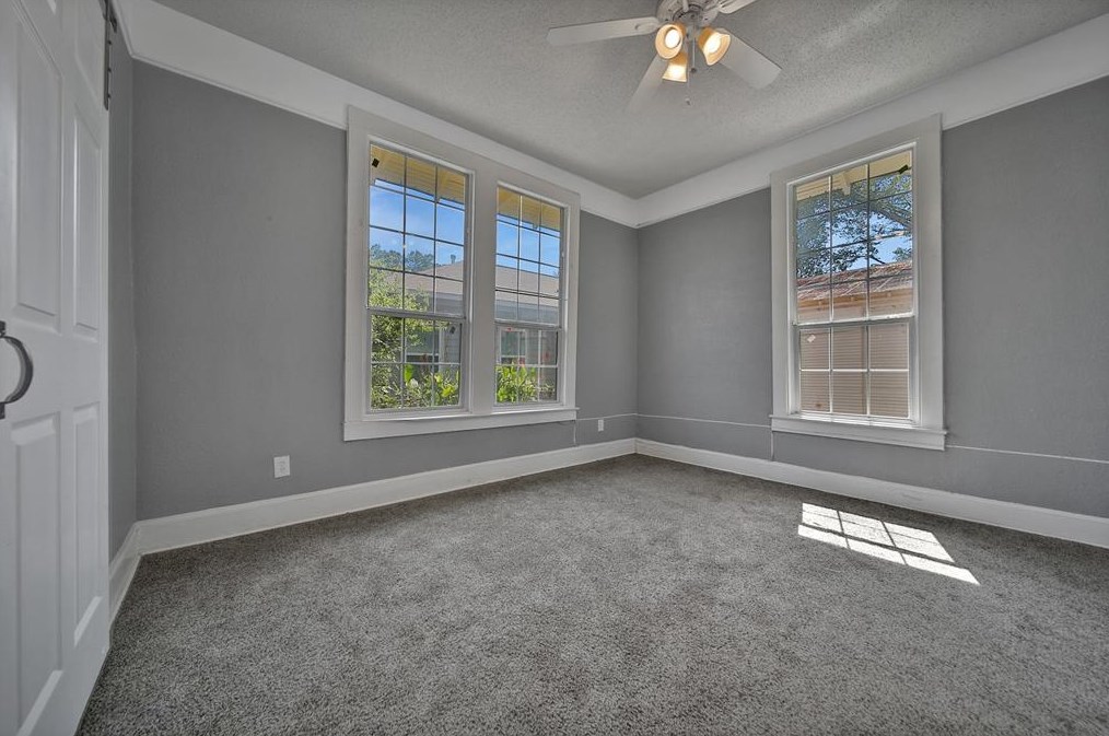 106 Drennan St, Houston TX  77003-2601 exterior