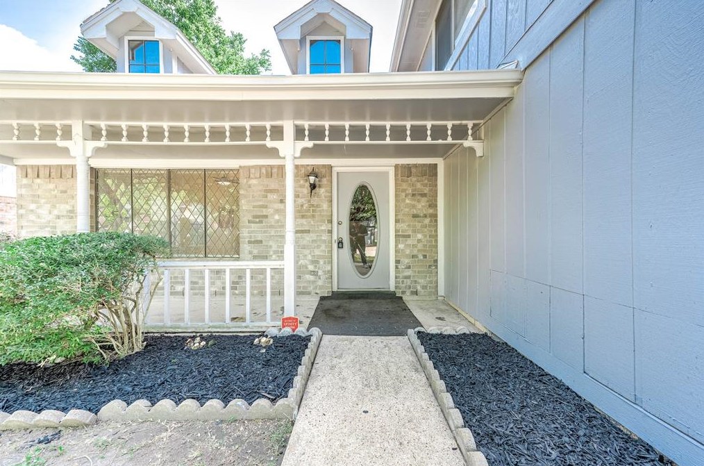 10615 Trading Post Dr, Houston TX  77064-7042 exterior