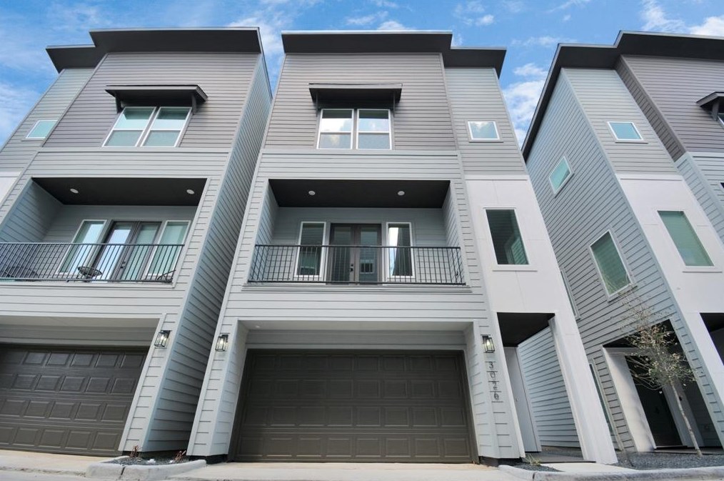 3026 Live Oak St, Houston TX  77004-1617 exterior