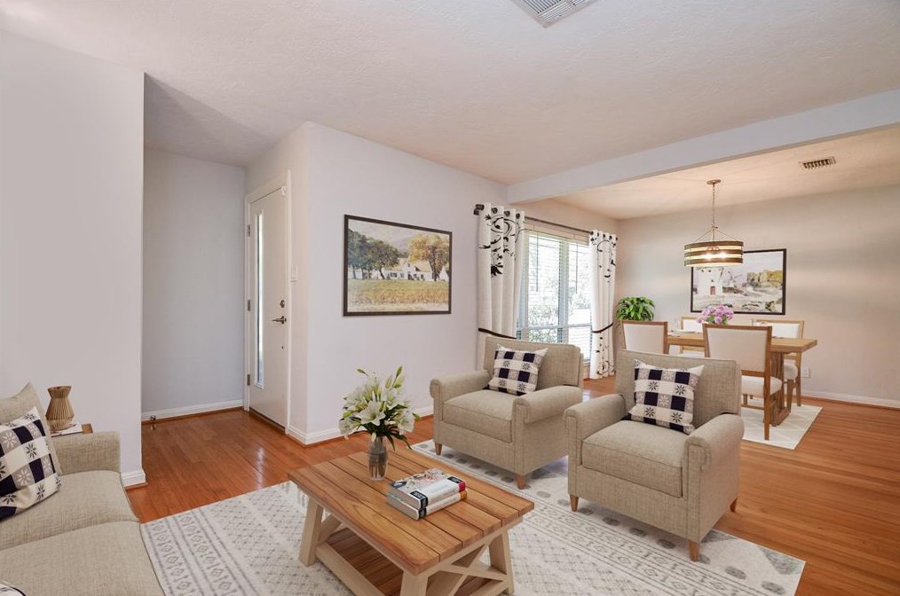 4818 Ella Blvd, Houston TX  77018-1924 exterior