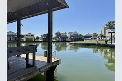 411 Sunset Circle, Tiki Island, TX 77554 - Photo 41