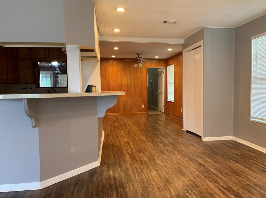 7718 Magnolia St, Houston TX  77012-1849 exterior