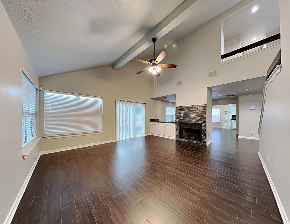 7842 Royan Dr, Houston TX  77071-3726 exterior