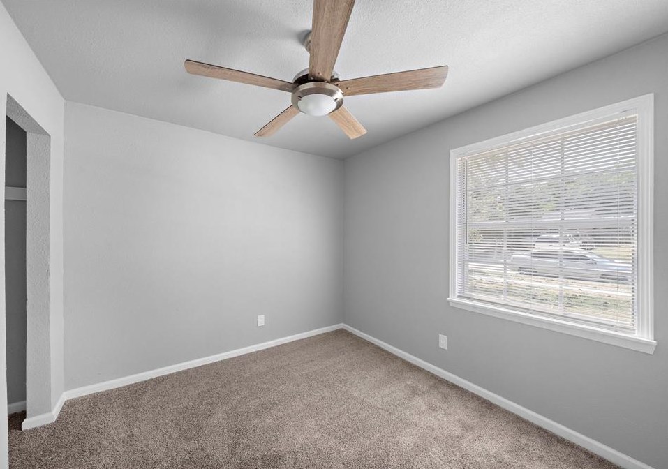 13303 Glenwyck St, Houston TX  77045-3213 exterior