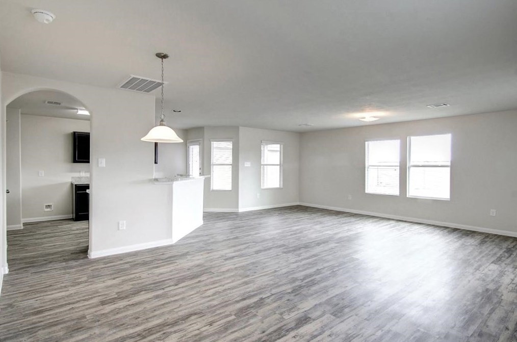 5626 Plantation Forest Dr, Katy TX  77449-1572 exterior