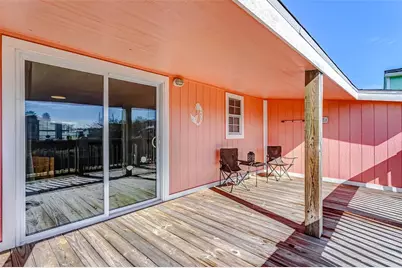 1102 Mayes, Crystal Beach, TX 77650 - Photo 15