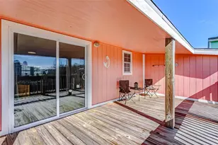 1102 Mayes, Crystal Beach, TX 77650 - Photo 15