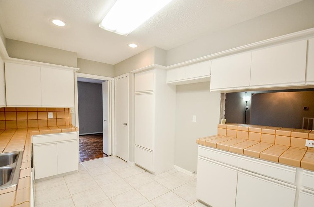 12222 Grn Glade Dr, Houston TX  77099-3118 exterior