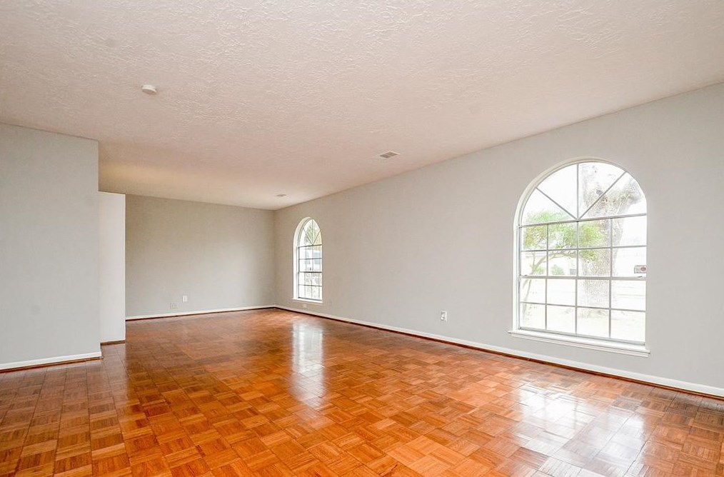 12222 Grn Glade Dr, Houston TX  77099-3118 exterior