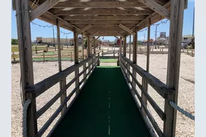 1987 Hwy 87, Crystal Beach, TX 77650 - Photo 25