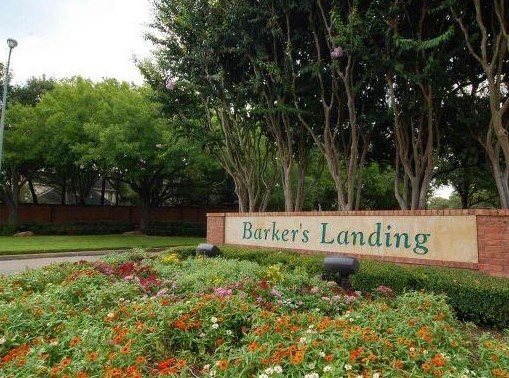 15835 Barkers Lndg Rd, Houston TX  77079-2422 exterior