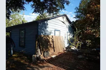 2241 Cross Lane, Orange, TX 77630 - Photo 5