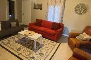 695 Grimes Ave, Silsbee, TX 77656 - Photo 9