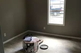 695 Grimes Ave, Silsbee, TX 77656 - Photo 23