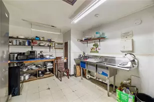 9210 Ashville Dr, Houston, TX 77051 - Photo 15