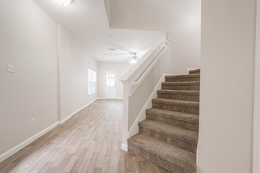 10049 Sharpton Dr, Houston TX  77038-2405 exterior