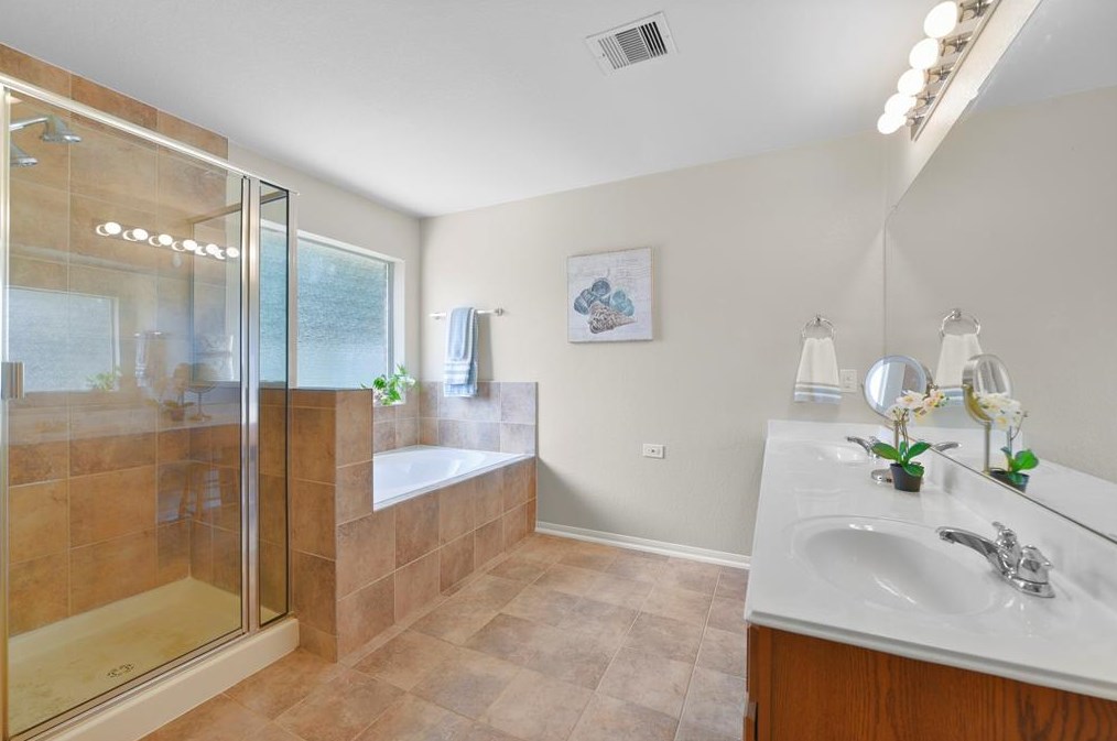 3612 Oak Xing Dr, Pearland TX  77581-7103 exterior