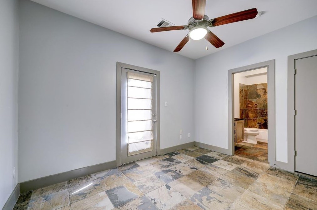 2020 Tuam, Houston TX  77004-1349 exterior
