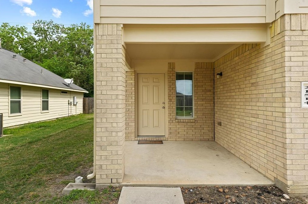 21514 Werrington Way, Houston TX  77073-6902 exterior
