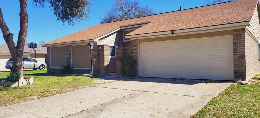7230 Lost Fable Ln, Houston TX  77095-1256 exterior