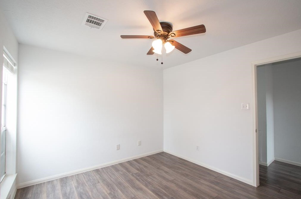14303 Providence Pne Trl, Houston TX  77062-2042 exterior