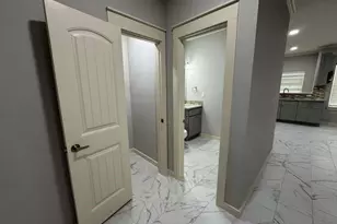 5802 Twisted Pine Ct, Houston, TX 77039 - Photo 7