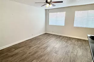 11002 Hammerly Blvd, Houston, TX 77043 - Photo 5