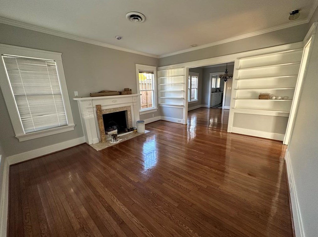 3515 Graustark St, Houston TX  77006-4223 exterior